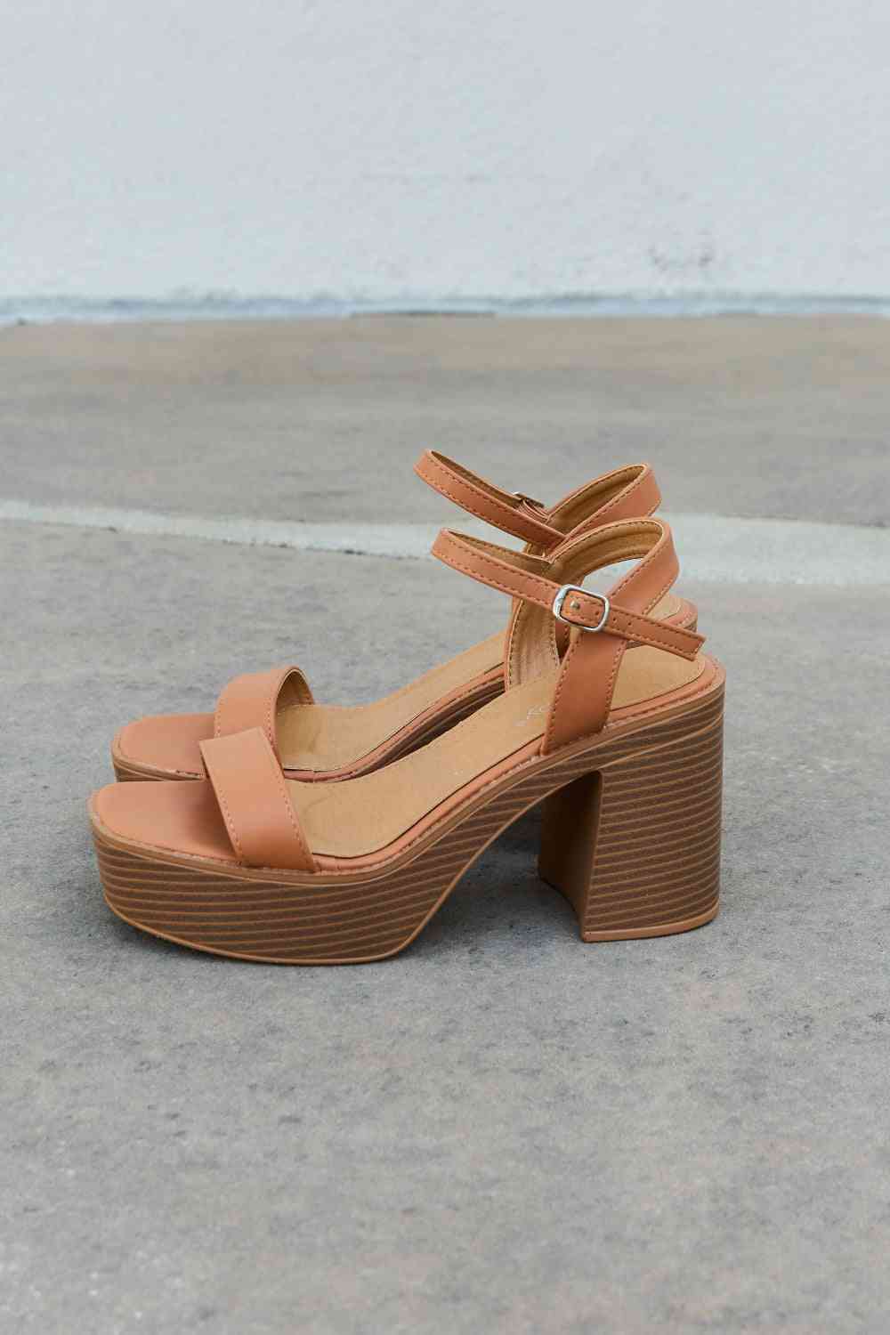 Weeboo Platform Heel Sandals