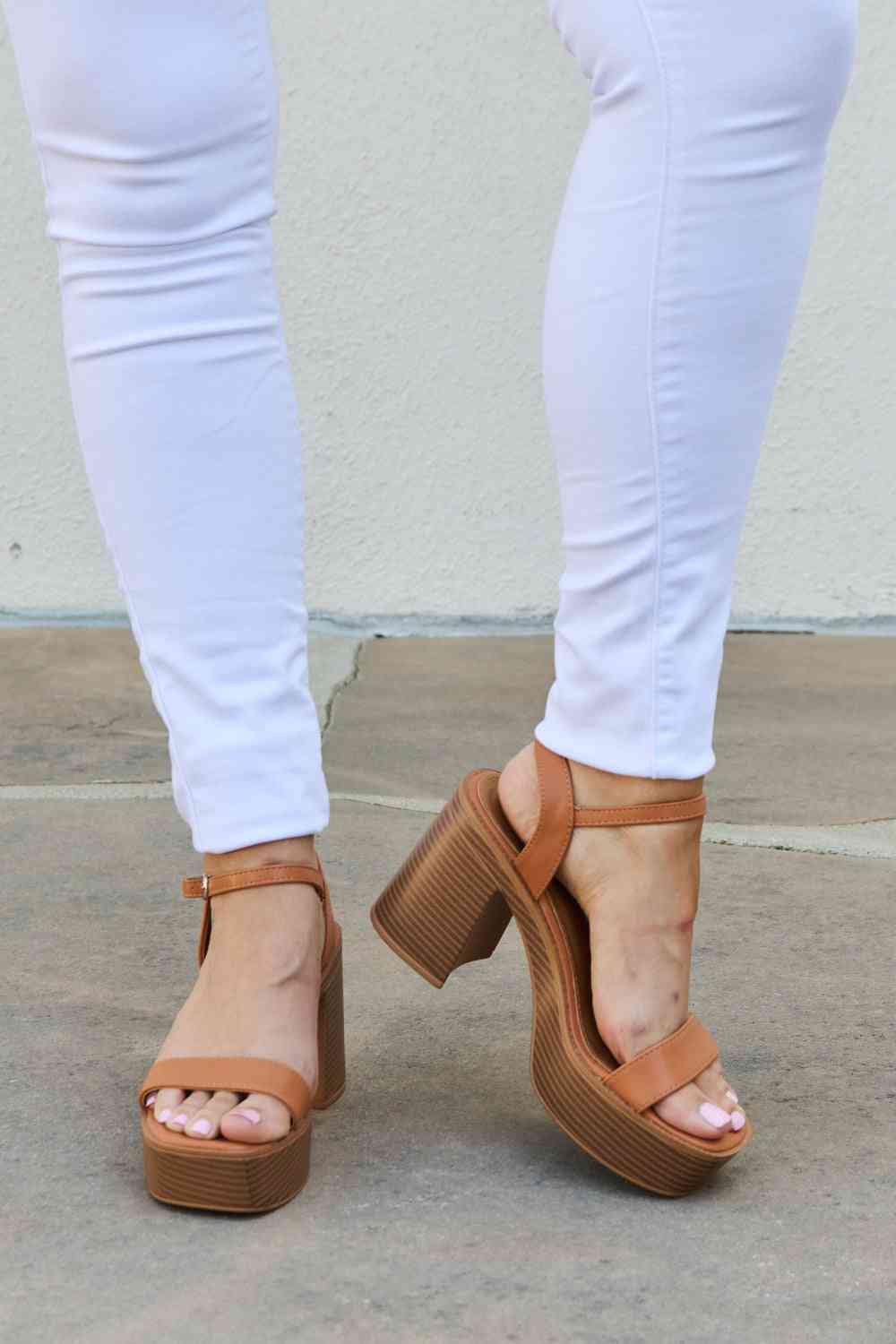 Weeboo Platform Heel Sandals
